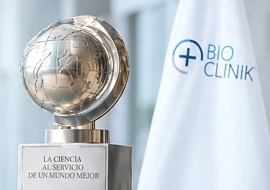 Reconocimiento del Dr. Julio Alonzo y +Bio Clinik